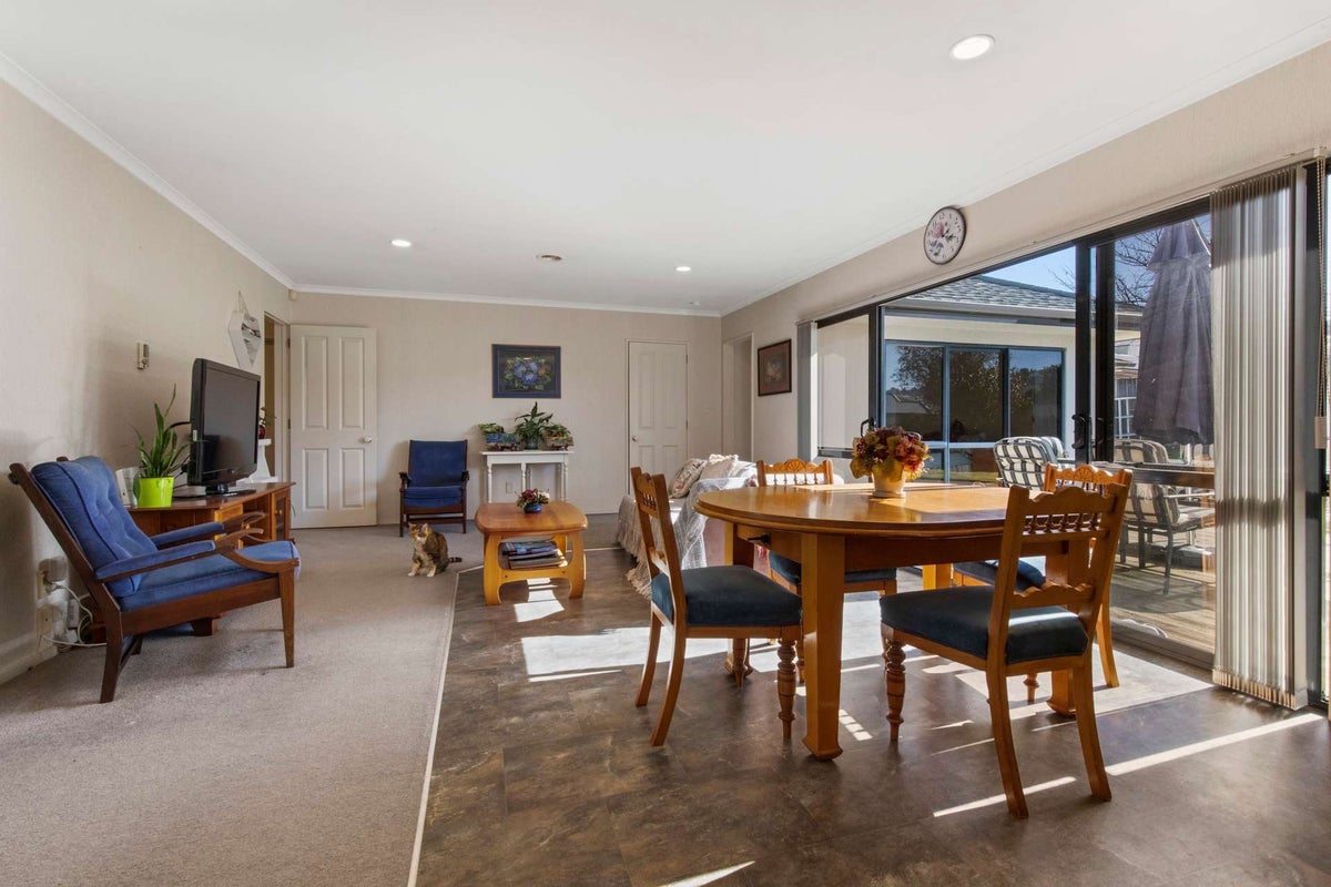 5 Hoyte Place, Pukehangi, Rotorua - Carousel 2