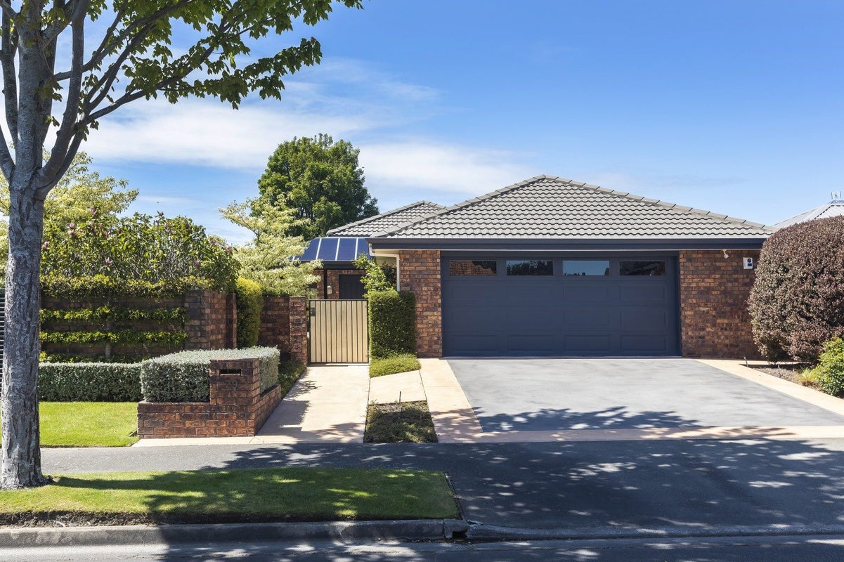 29 Marble Wood Drive, Papanui, Christchurch - Carousel 2