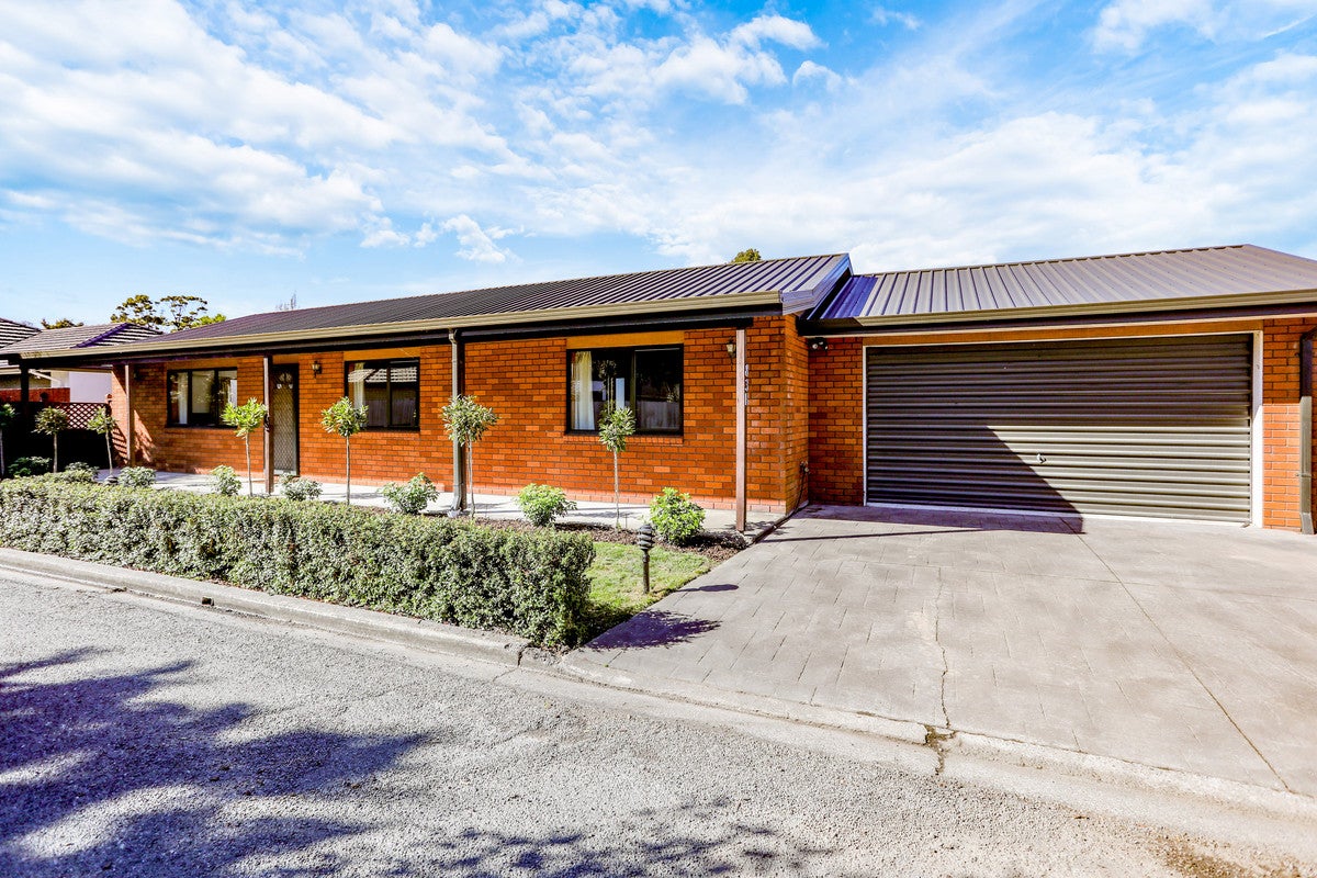 2/83 HOON HAY ROAD, Hoon Hay, Christchurch - Carousel 1
