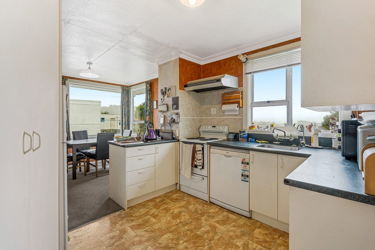 18 Caldwell Street, Brockville, Dunedin, Otago - Carousel 2