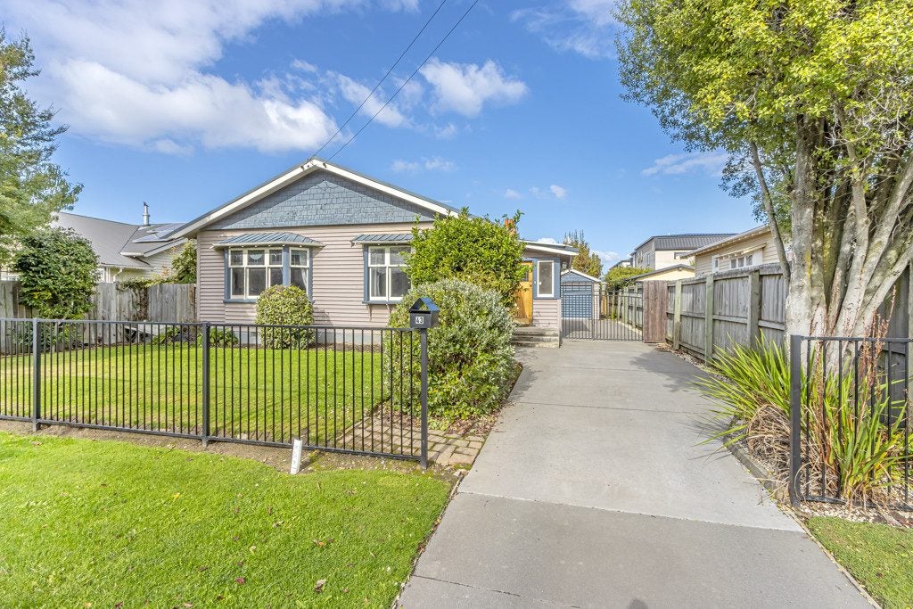 43 Lindsay Street, St Albans, Christchurch - Carousel 1