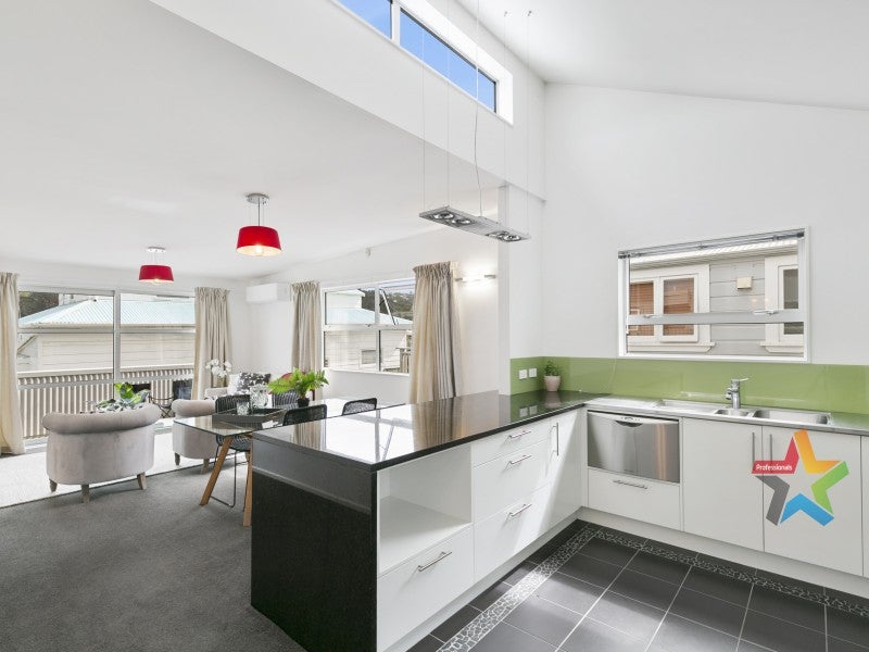 51A Herald Street, Berhampore, Wellington - Carousel 1