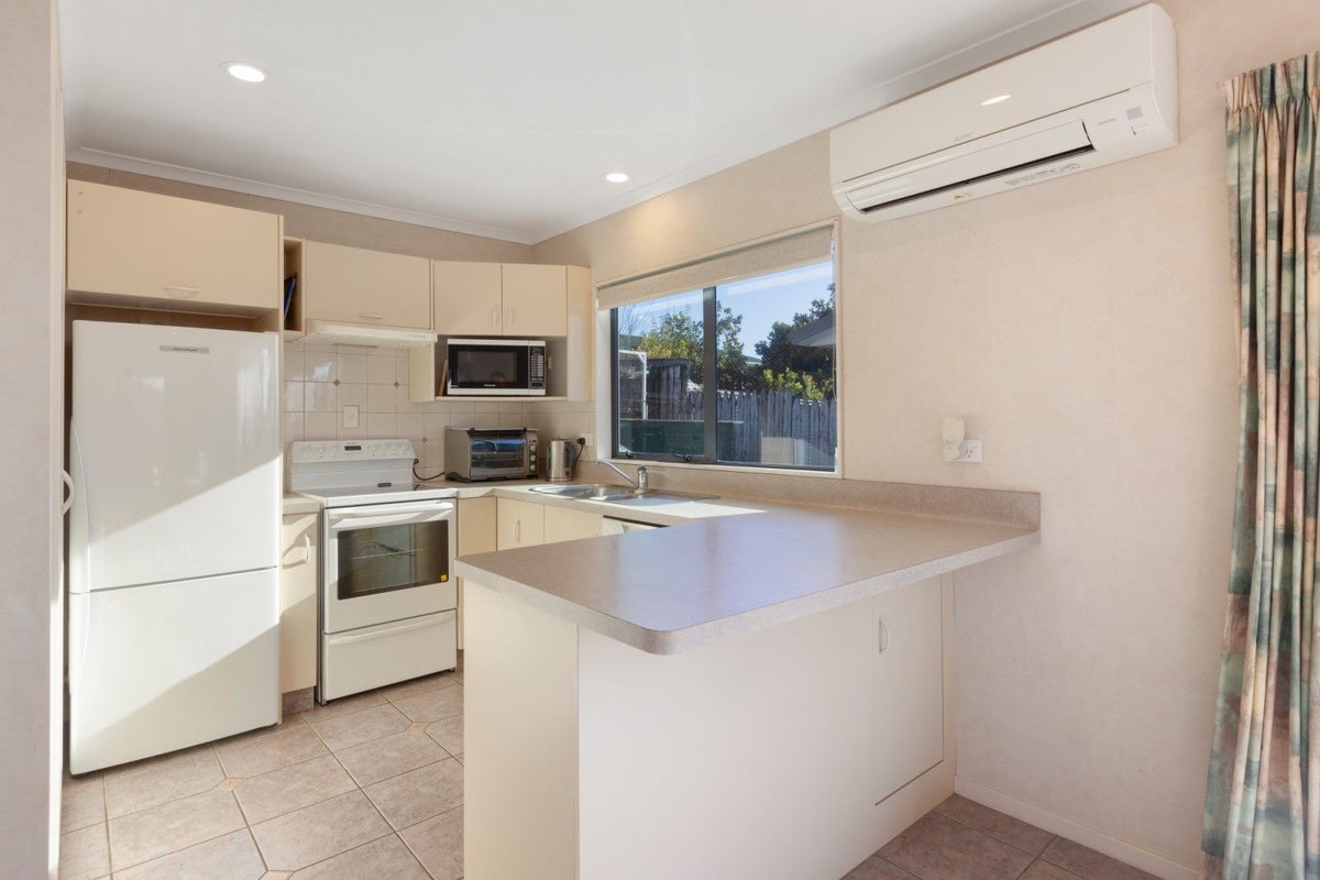 21B Princess Road, Bellevue, Tauranga - Carousel 2