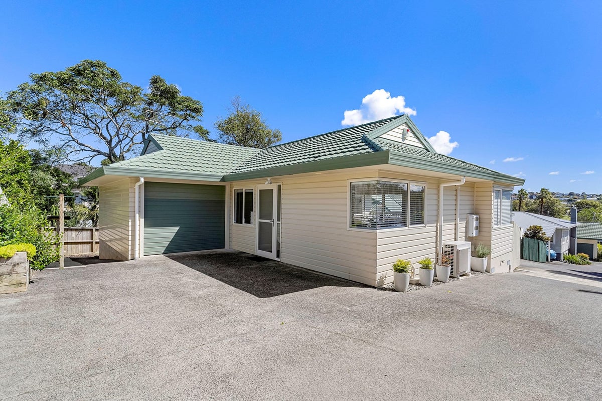 4/32 Abercrombie Street, Howick, Auckland - Carousel 1