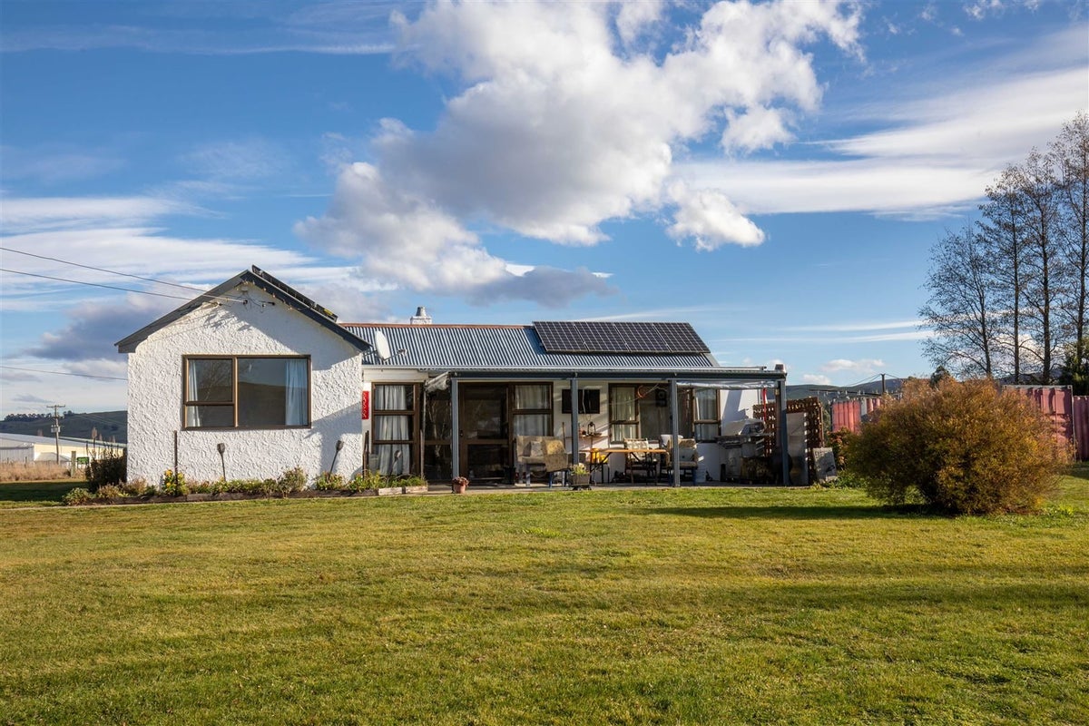 10 Moa Flat Road, Ettrick, Roxburgh - Carousel 1