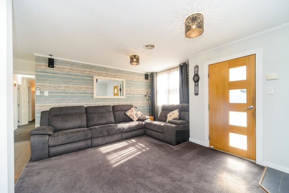 93 Shamrock Street, Takaro, Palmerston North - Carousel 2