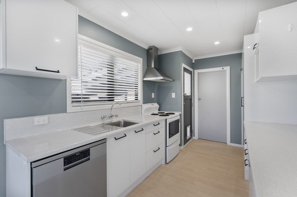 431 Kennedy Road, Pirimai, Napier - Carousel 1
