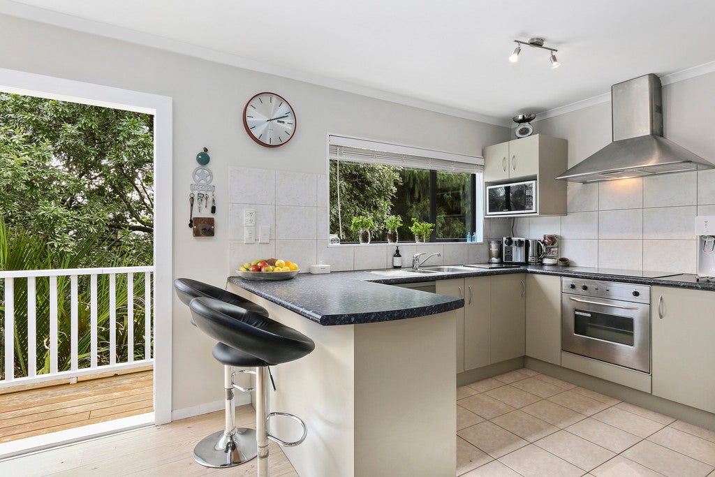 75 Kelman Road, Kelston, Auckland - Carousel 2