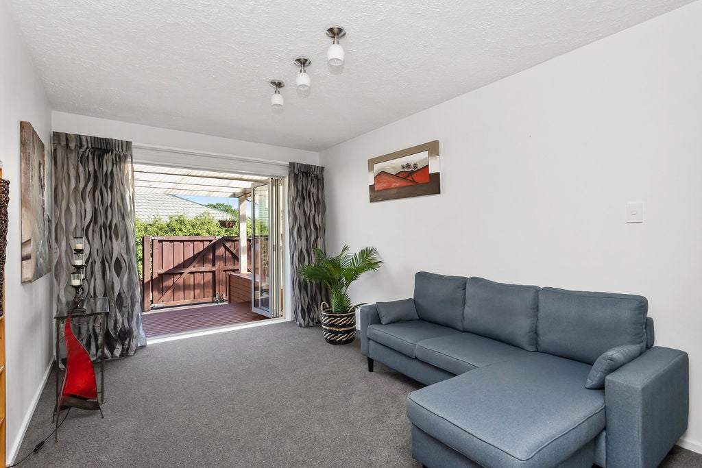 2/111 King Street, Sydenham, Christchurch - Carousel 2