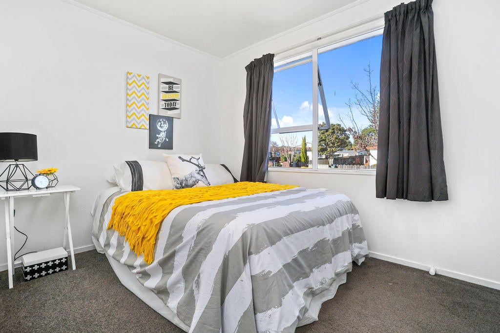 13A Etherton Drive, Weymouth, Auckland - Carousel 13