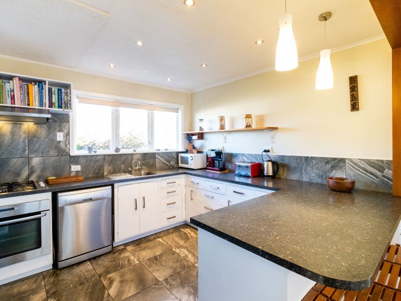 160 Kennedy Road, Marewa, Napier - Carousel 2