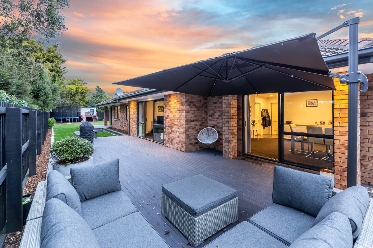 95 Travis Country Drive, Burwood, Christchurch - Carousel 1