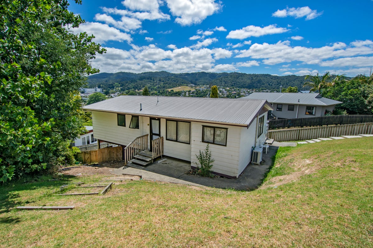 22 Tikorangi Place, Morningside, Whangarei - Carousel 1