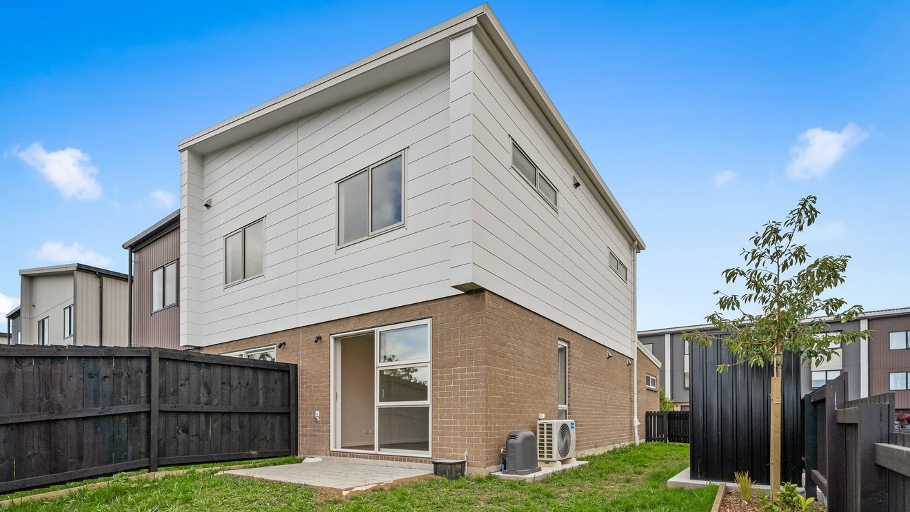 1/474 West Coast Road, Glen Eden, Auckland - Carousel 1