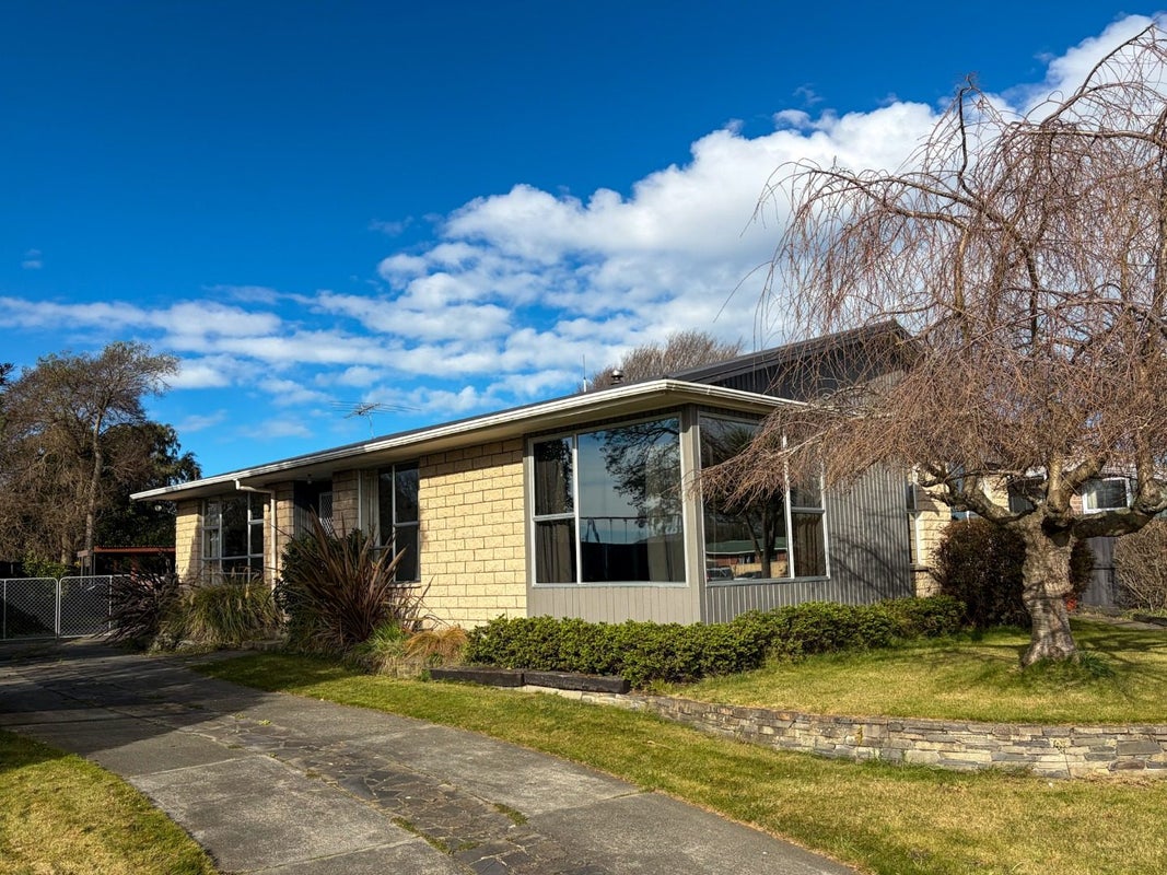 8 Cardinal Drive, Hillmorton, Christchurch - Carousel 18
