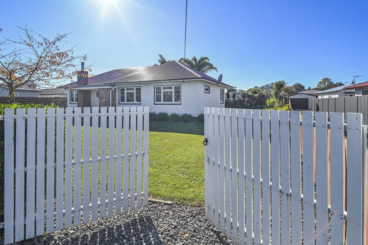 317 Ikanui Road, Frimley, Hastings - Carousel 19