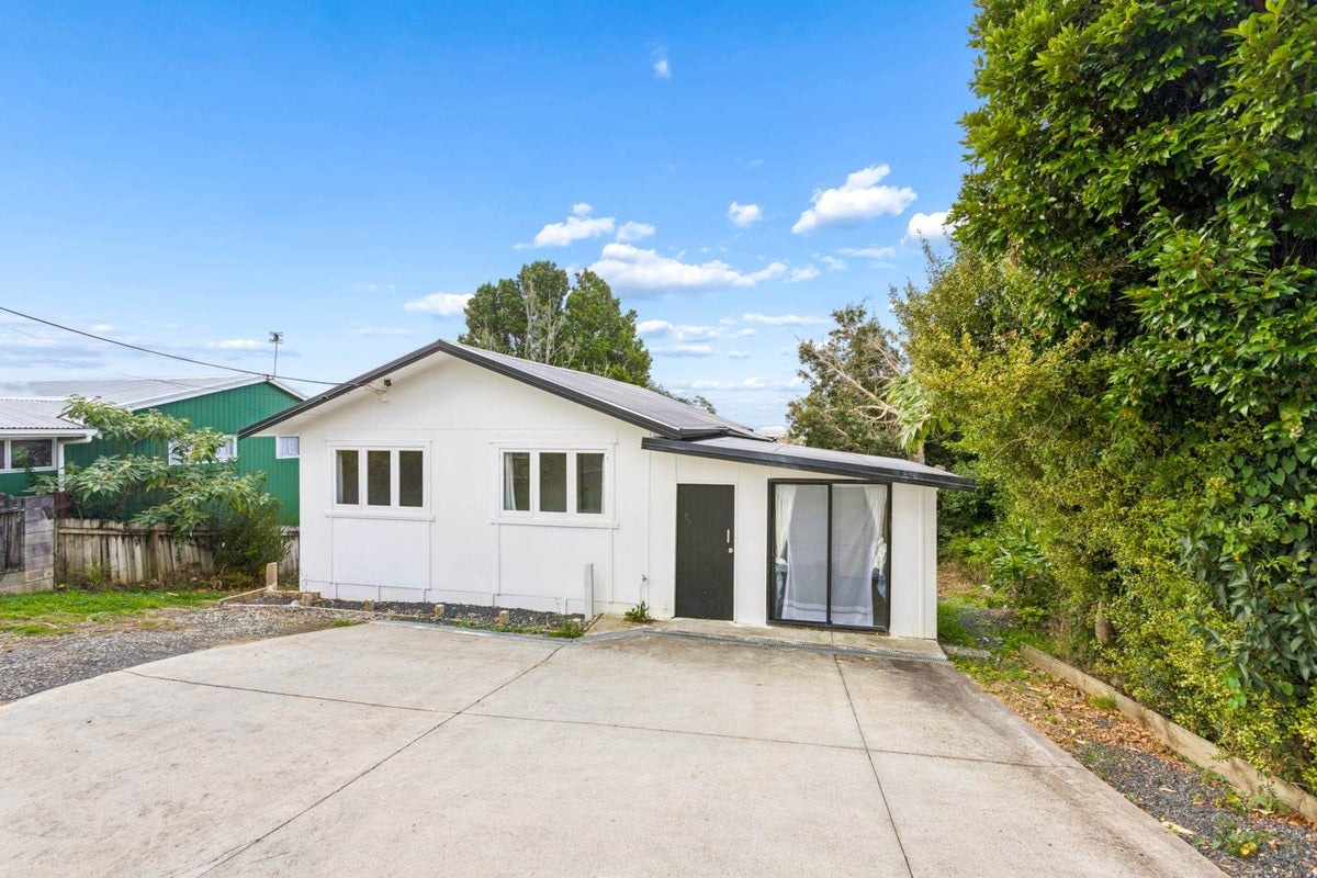 261 Sturges Road, Henderson, Auckland - Carousel 2