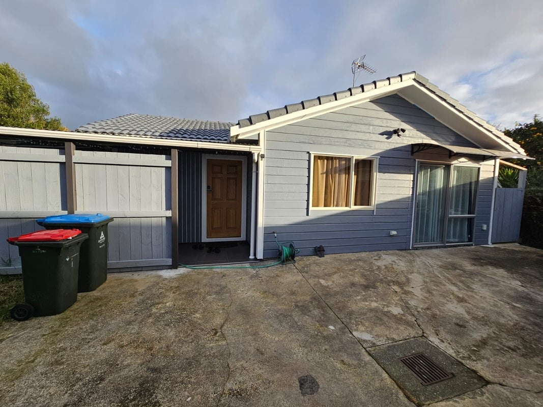 17 Tuakiri Street, Point England, Auckland - Carousel 15