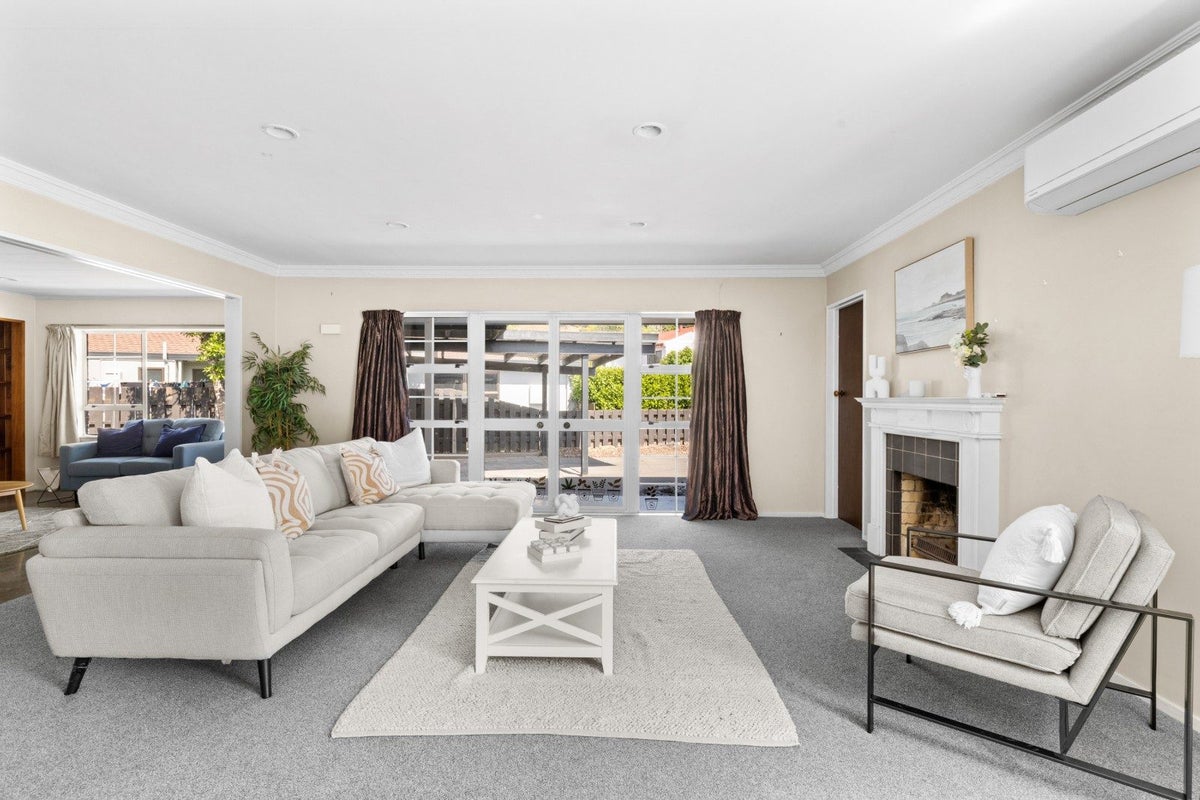 37 Ngarimu Crescent, Taradale, Napier - Carousel 2