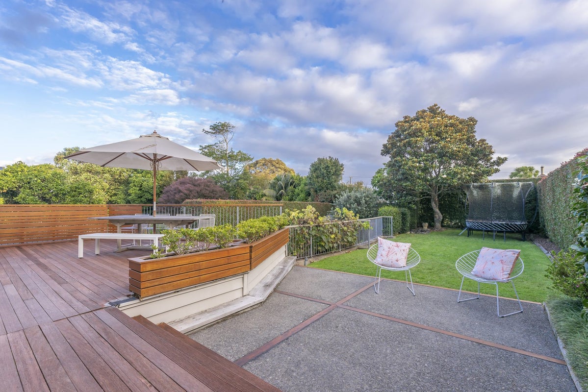42 Burnley Terrace, Mount Eden, Auckland - Carousel 2