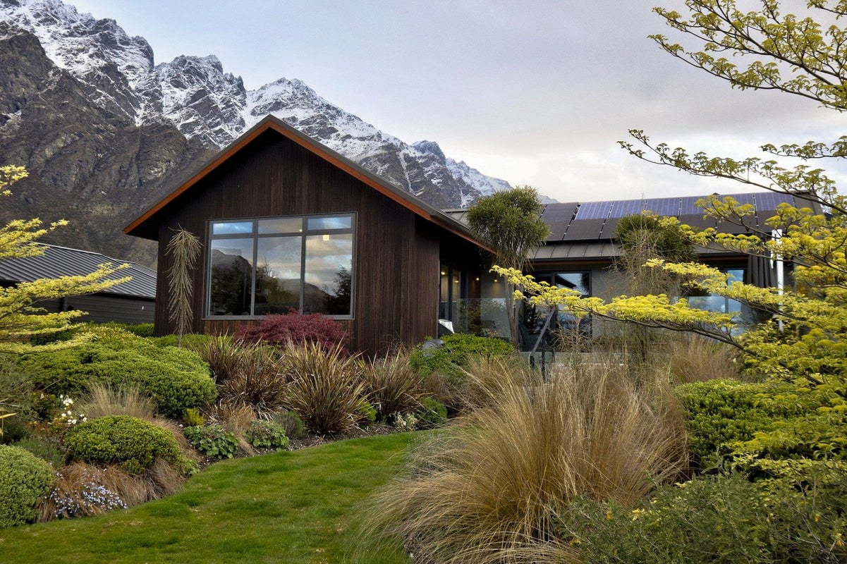 8 Orford Drive, Jacks Point, Queenstown - Carousel 1