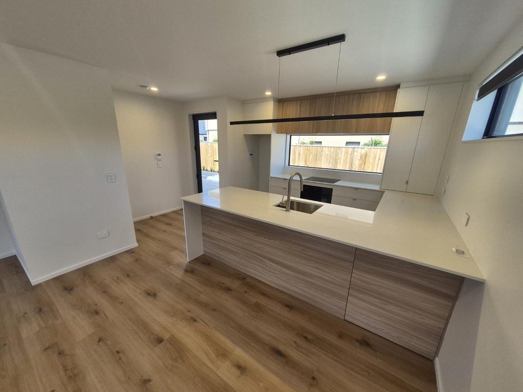 3/200 Main North Road, Redwood, Christchurch - Carousel 2