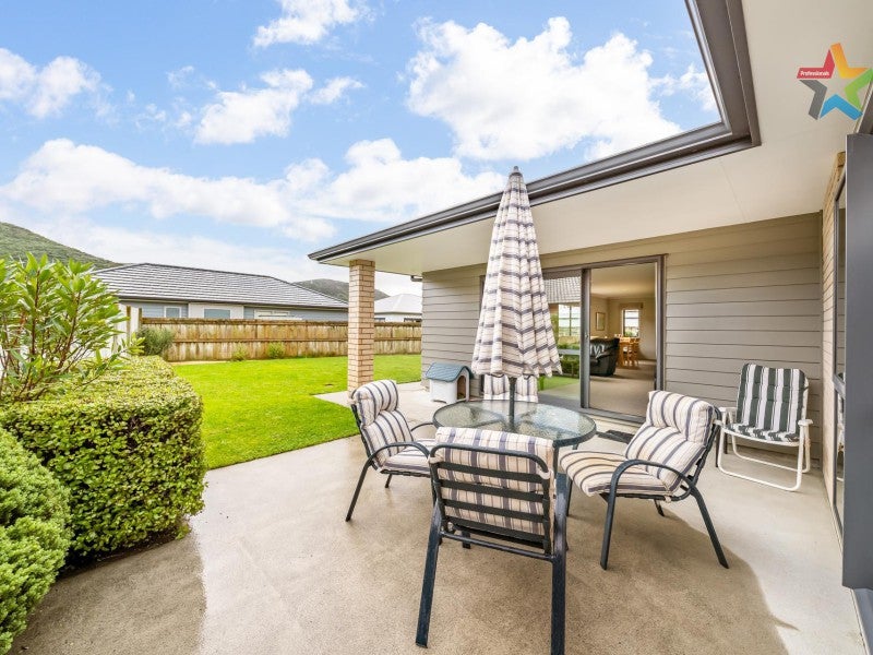 56 Farmer Crescent, Taita, Lower Hutt - Carousel 2
