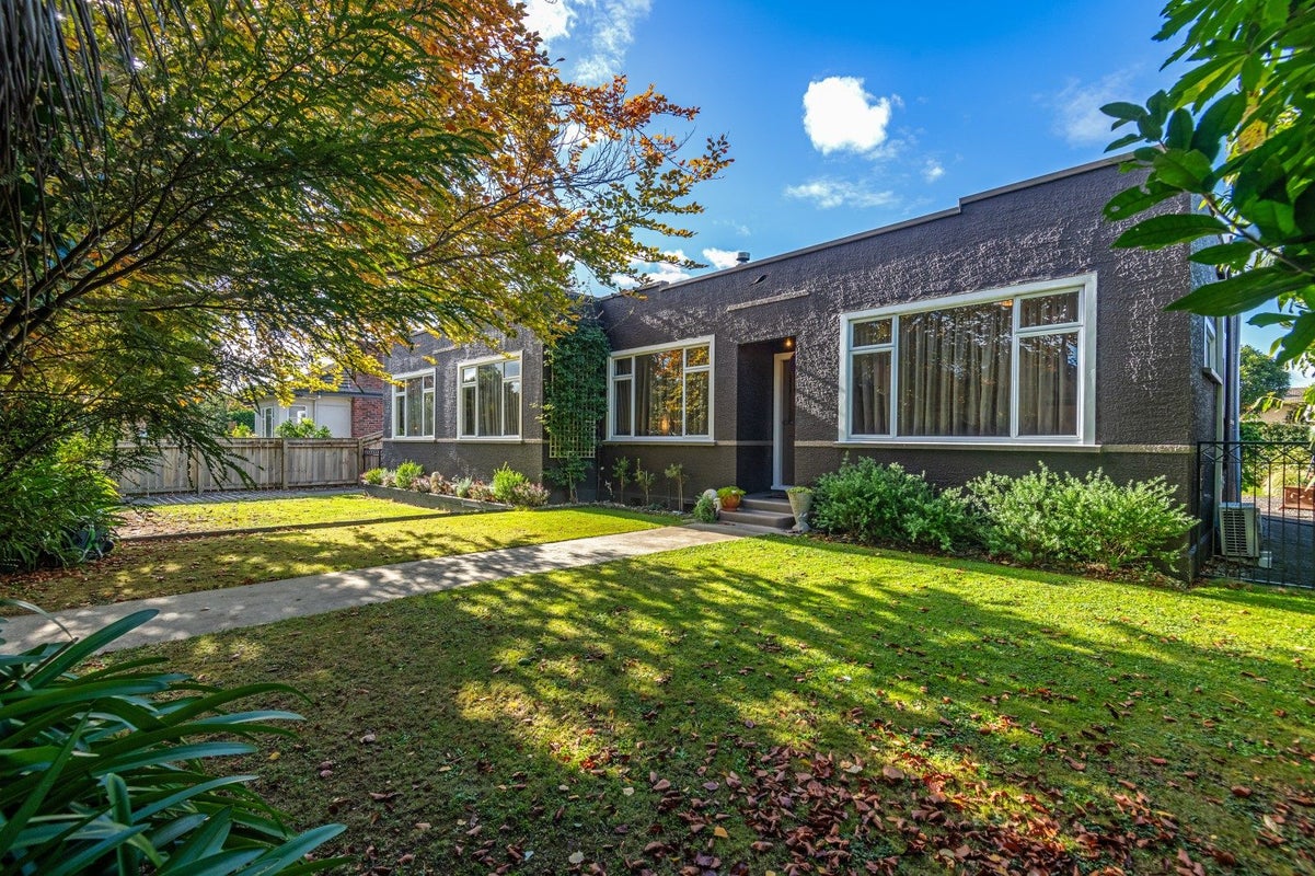 10 Trent Avenue, Hokowhitu, Palmerston North - Carousel 22