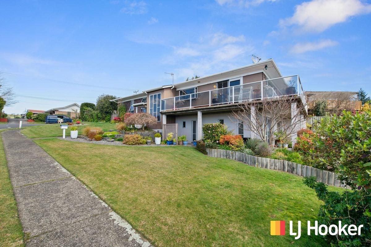 2 Haratua Place, Springfield, Rotorua - Carousel 1