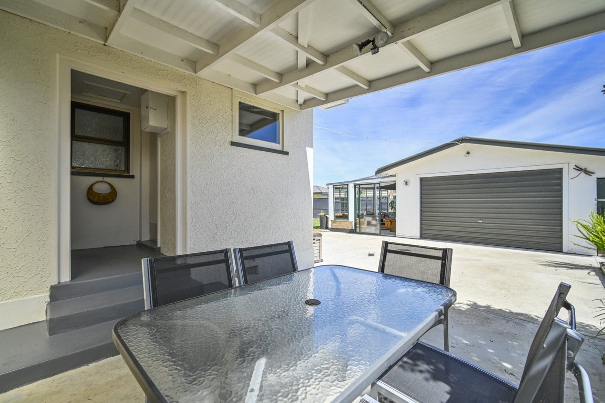 711 Maitland Crescent, Mayfair, Hastings - Carousel 27