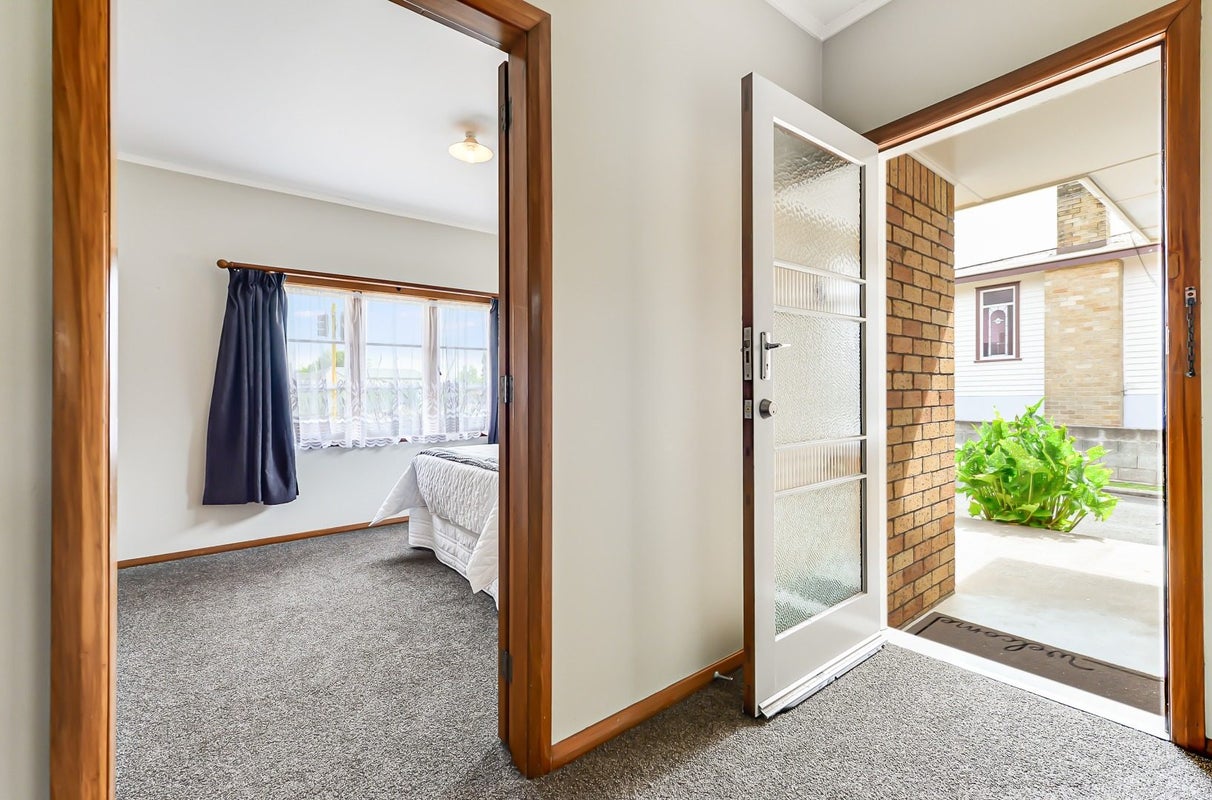 73 Ellicott Road, Nawton, Hamilton - Carousel 2