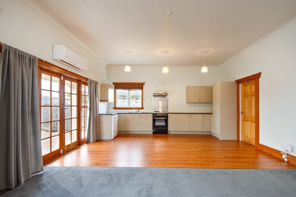 20 Holdaway Street, Riversdale, Blenheim - Carousel 2