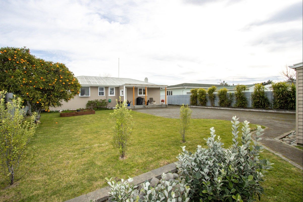 13 Clarence Cox Crescent, Pirimai, Napier - Carousel 19