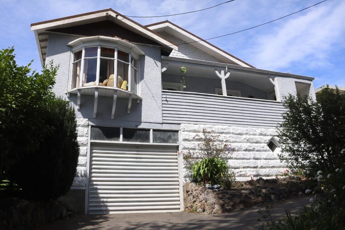 37 Severn Street, Oamaru - Carousel 1