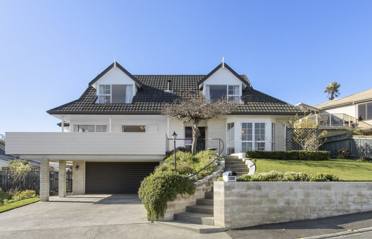 21B Roslyn Road, Bluff Hill, Napier - Carousel 2