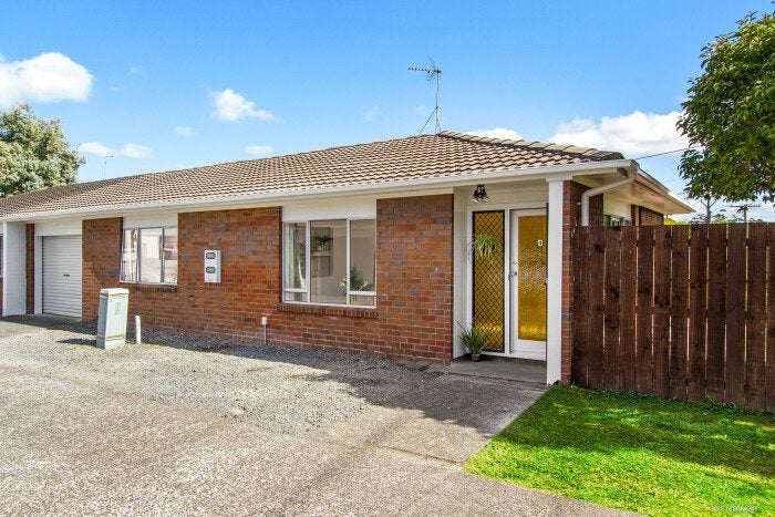 4/65 Glendale Road, Glen Eden, Auckland - Carousel 1