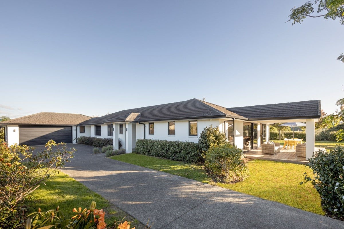 41 Mortlake Heights, Pyes Pa, Tauranga - Carousel 2