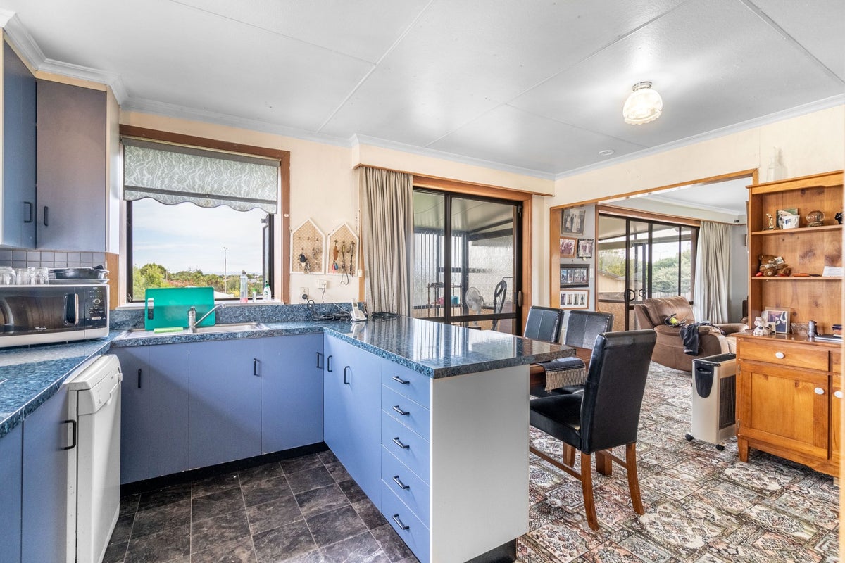6 Skye Street, Heidelberg, Invercargill - Carousel 2