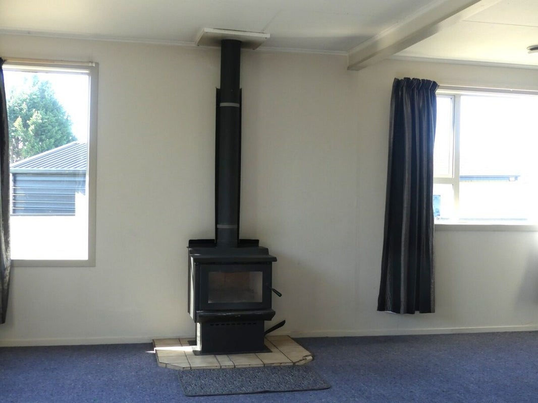 28 Lauder Place, Heidelberg, Invercargill - Carousel 2