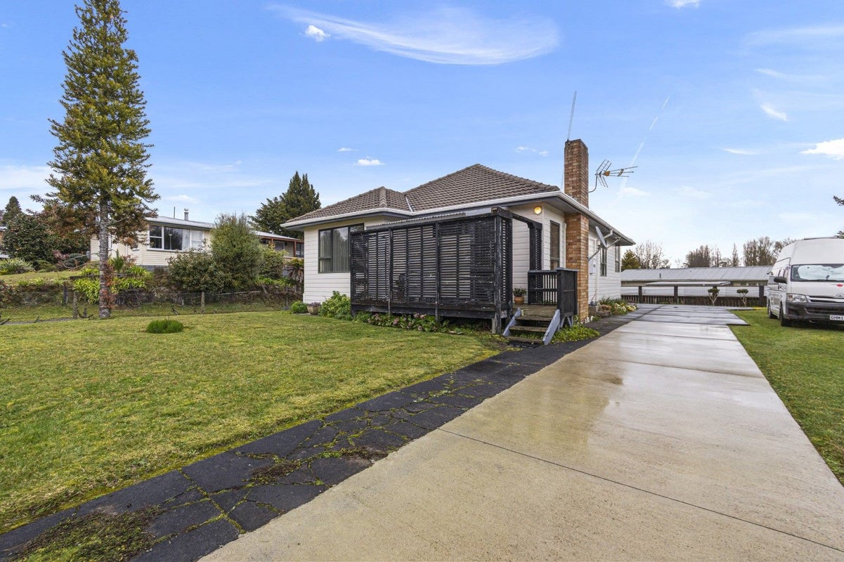 92 Reservoir Street, Putaruru - Carousel 17