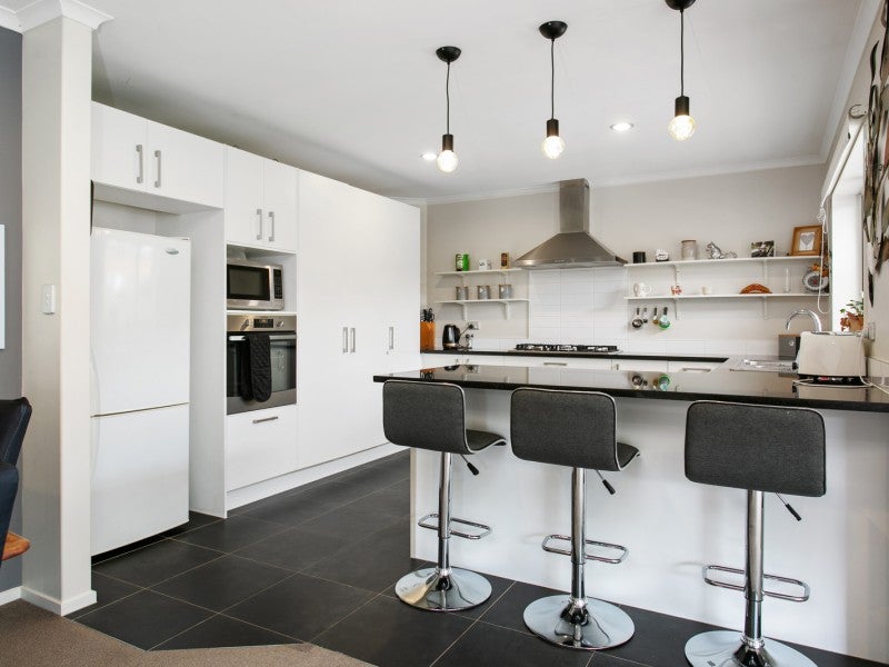 29 Alpers Ridge, Leamington, Cambridge - Carousel 2