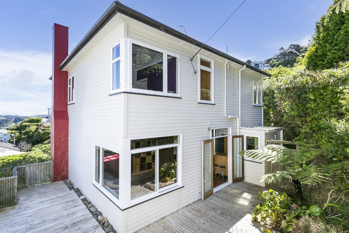 14 Rakau Road, Hataitai, Wellington - Carousel 1