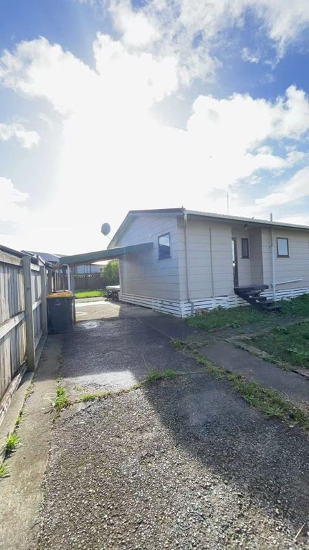 2/178 Finlayson Avenue, Clendon Park, Auckland - Carousel 1