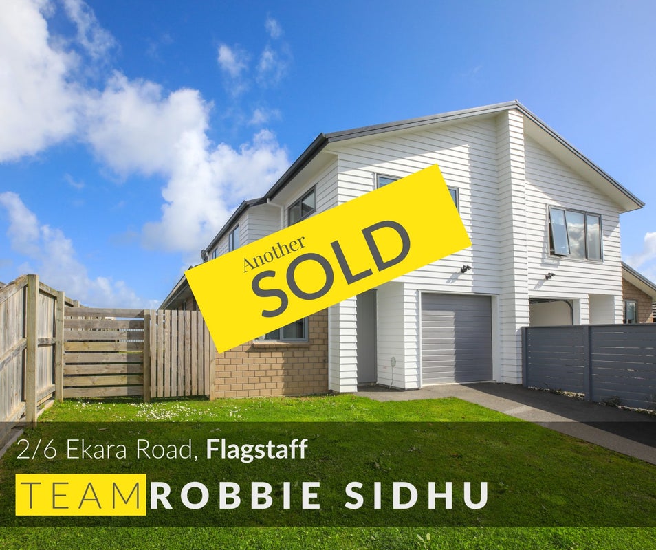 2/6 Ekara Road, Flagstaff, Hamilton - Carousel 1