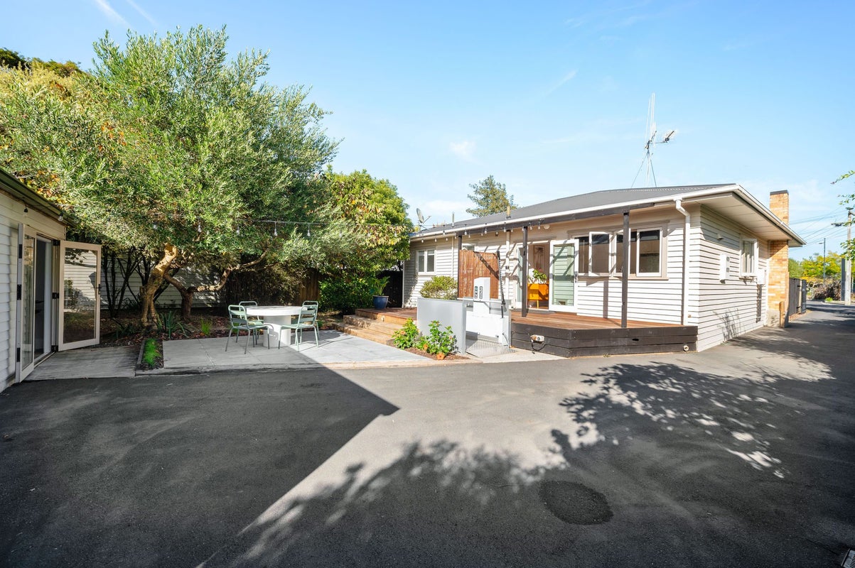 16A Brooklyn Road, Claudelands, Hamilton - Carousel 1