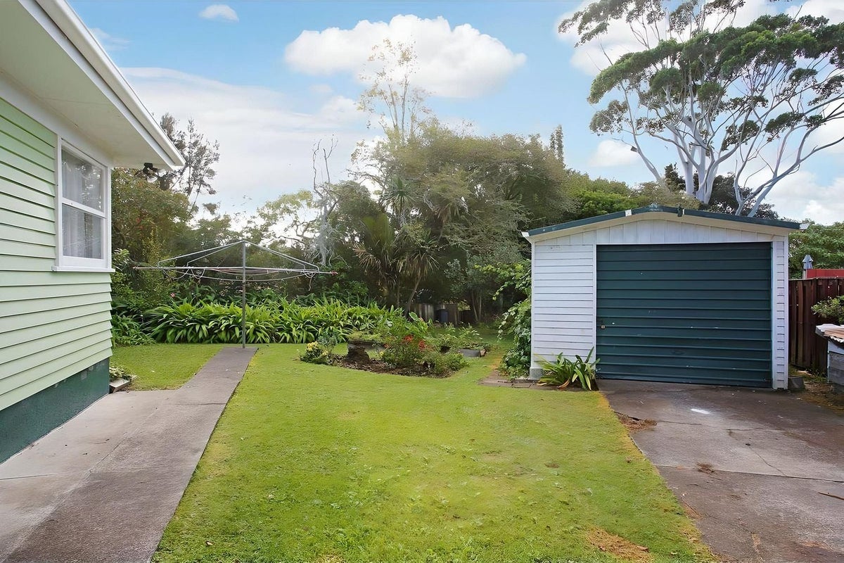 10 Mattson Road, Pakuranga, Auckland - Carousel 11