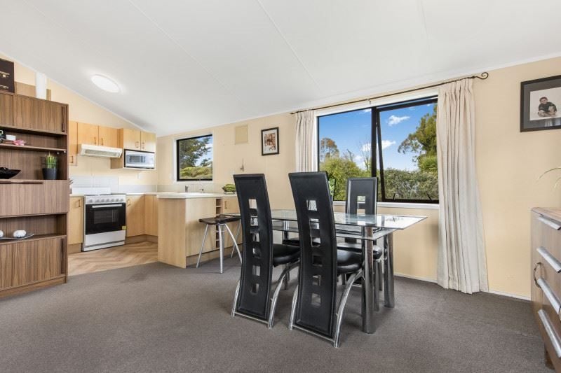 9A Oates Road, Glen Eden, Auckland - Carousel 2