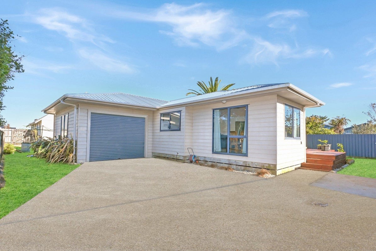 141A Sewell Street, Hokitika - Carousel 13