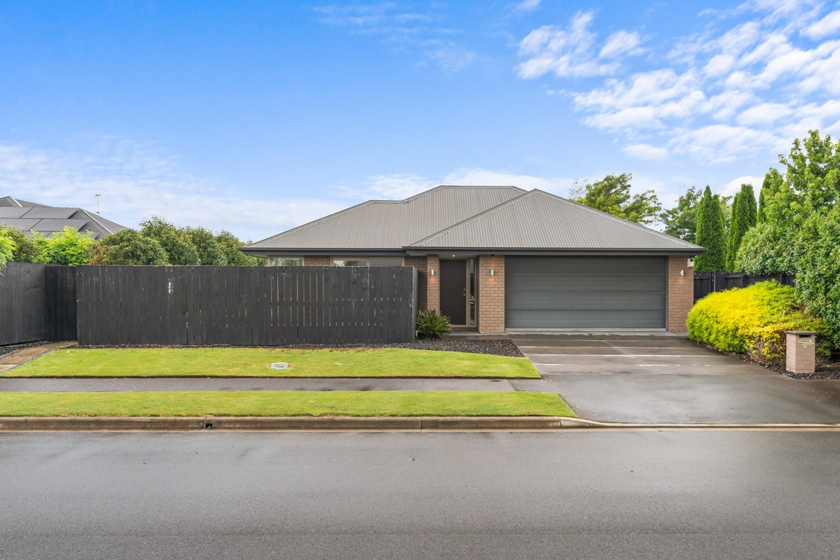 7 Bamber Crescent, Halswell, Christchurch - Carousel 2