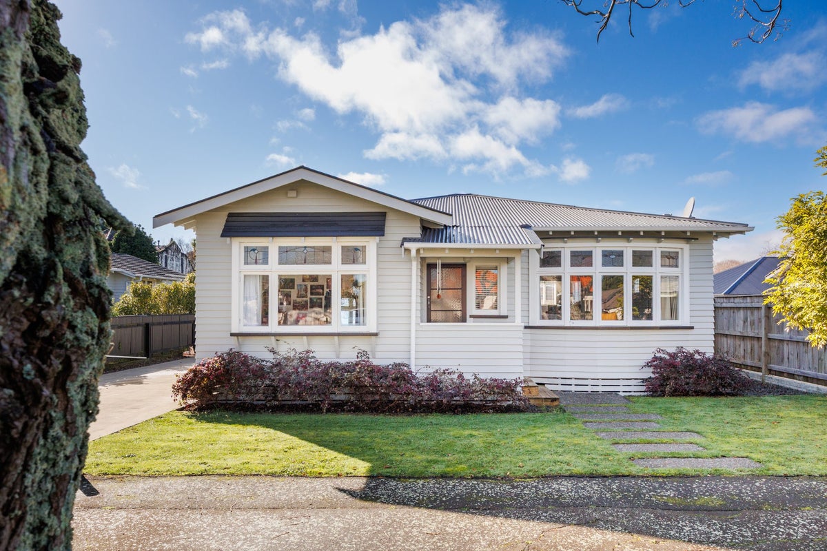 30B Alfred Street, Roslyn, Palmerston North - Carousel 1